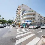 Les Allees Du Cap-2 By Interhome 公寓