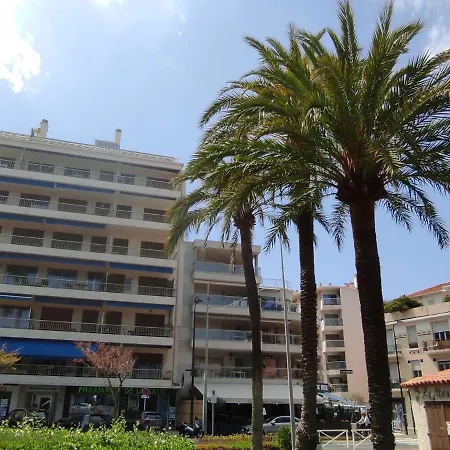 Apartment Les Allees Du Cap-2 By Interhome