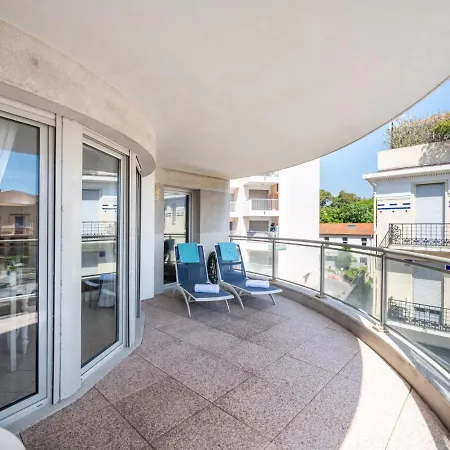 Les Allees Du Cap-2 By Interhome * 昂蒂布