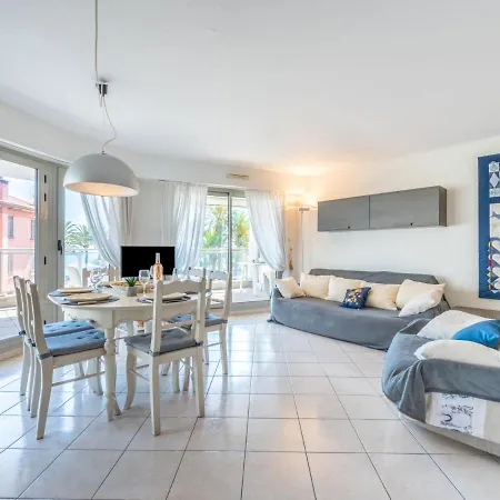 Les Allees Du Cap-2 By Interhome Апартаменты *