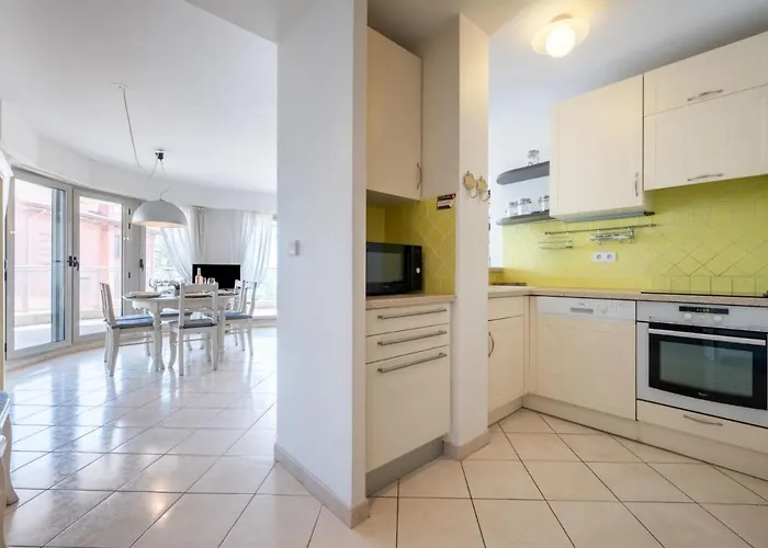 Apartment Les Allees Du Cap-2 By Interhome